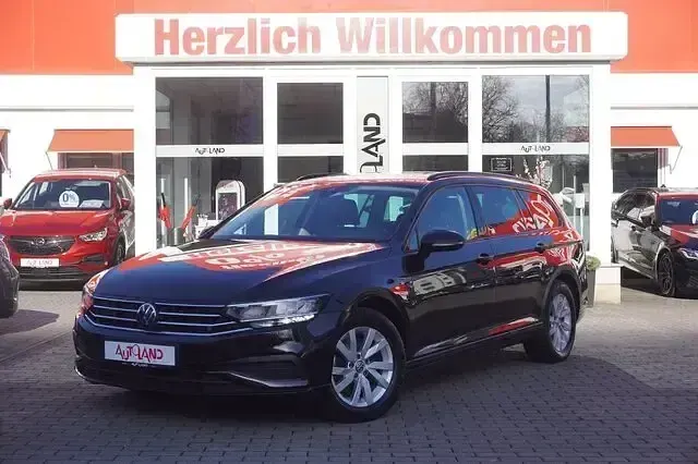 Gebraucht VW Passat 150 PS (110 kW) 2021 Schwarz Kombi
