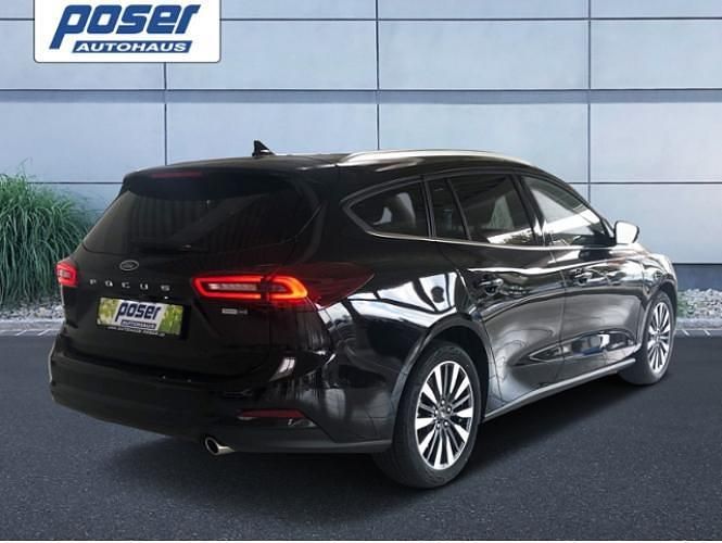 Gebraucht Ford Focus Style 125 PS (91 kW) 2023 Schwarz Kombi