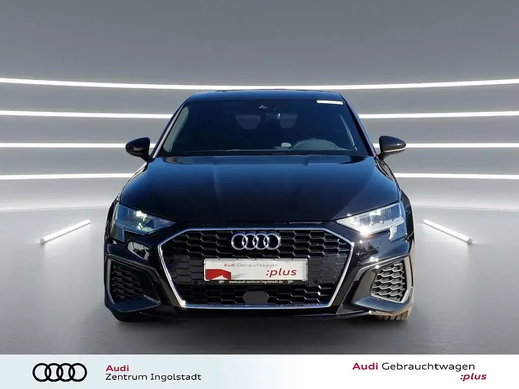 Gebraucht Audi A3 S-Line 204 PS (150 kW) 2023 Mythosschwarz metallic Limousine
