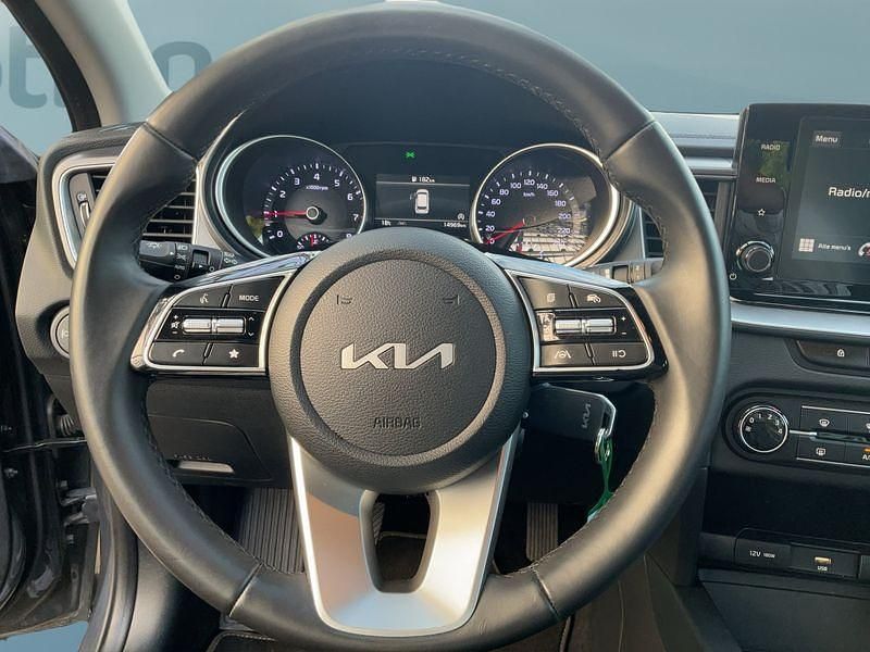 Usata Kia Ceed 101 CV (74 kW) 2023 Andere Utilitaria