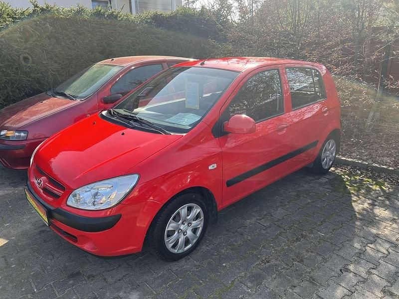 Gebraucht Hyundai Getz 67 PS (49 kW) 2009 Rot Kleinwagen
