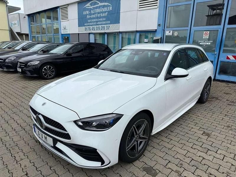 Weiß Gebraucht 2022 Mercedes C200 AMG Kombi | 37.990 € (Etwas zu teuer) - Bild 1/4