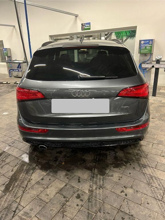 Gebraucht Audi Q5 Design 190 PS (139 kW) 2017 Grau SUV