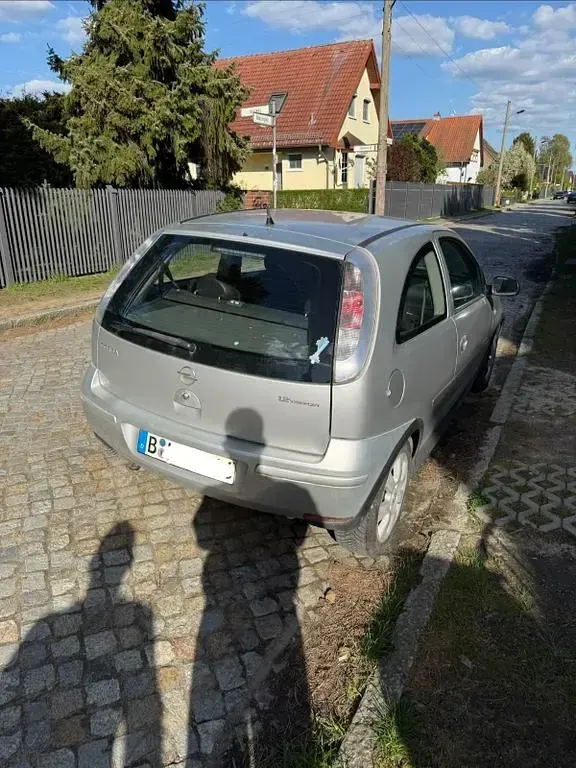 Gebraucht Opel Corsa 80 PS (58 kW) 2006 Silber Kleinwagen