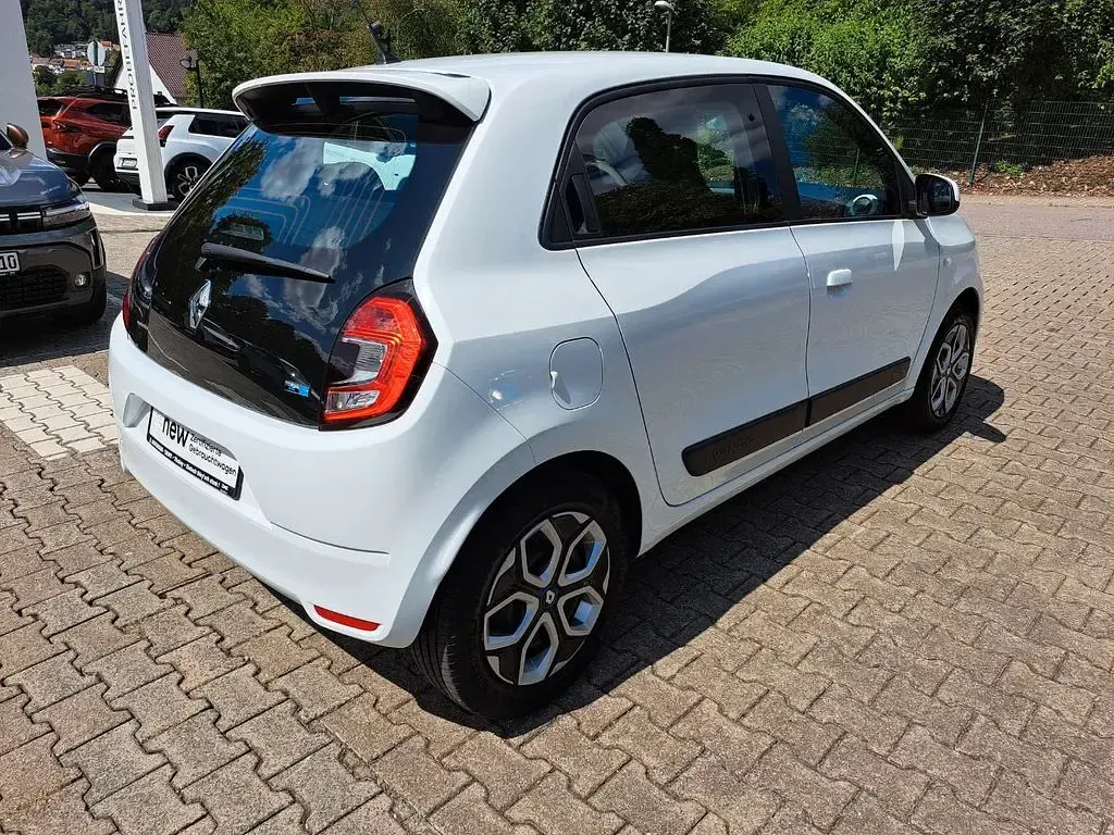 Gebraucht Renault Twingo Zen 60 kW (82 PS) 2022 Weiß Kleinwagen