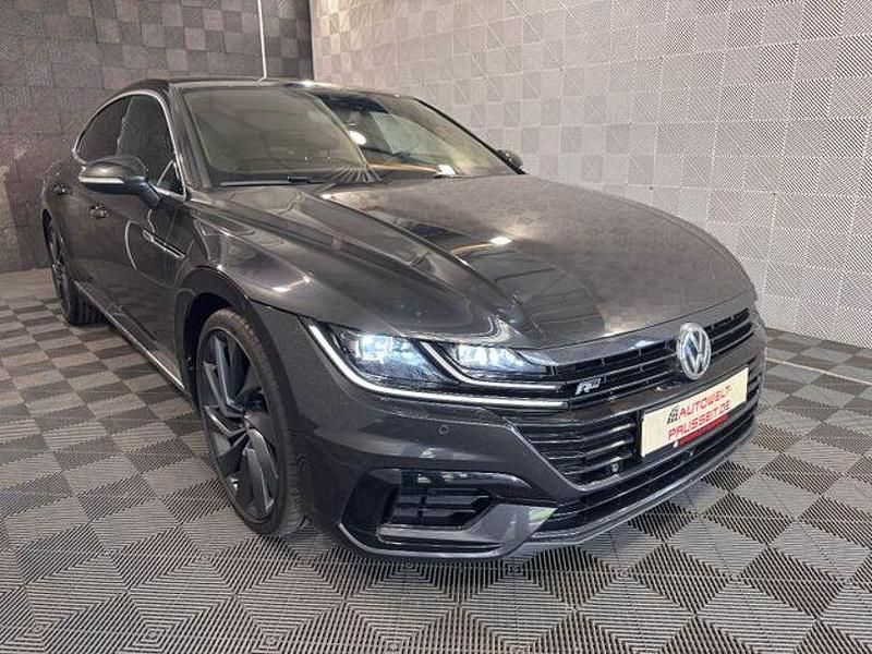 Grau Gebraucht 2018 VW Arteon R-line Limousine | 28.440 € (Etwas zu teuer) - Bild 1/4