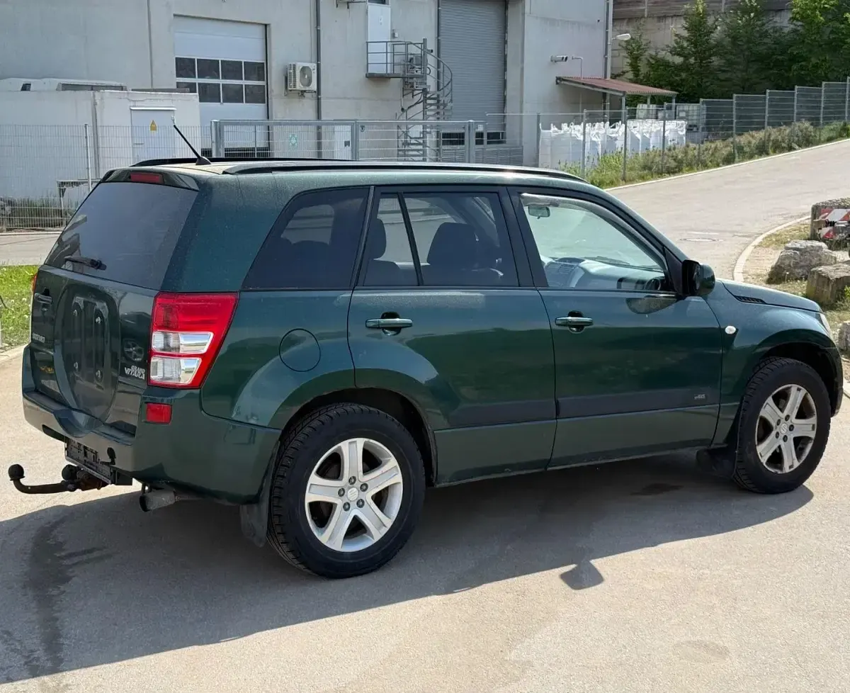 Gebraucht Suzuki Grand Vitara 140 PS (102 kW) 2008 Grün SUV
