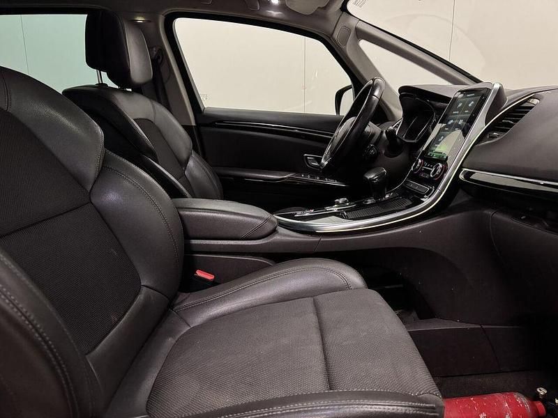 Usado Renault Espace 160 HP (117 kW) 2017 Preto Monovolume