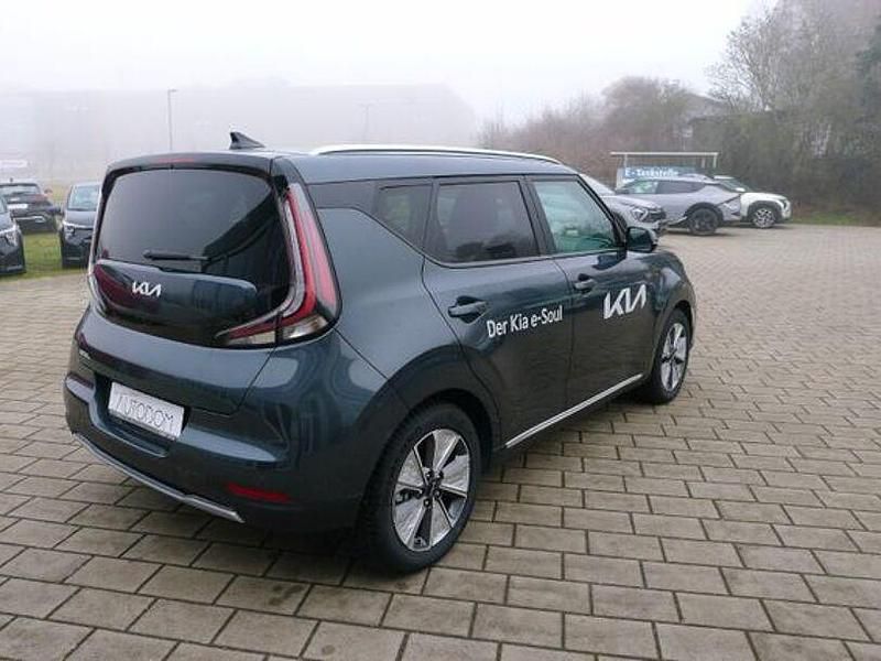 Gebraucht Kia Soul EV Spirit 150 kW (204 PS) 2024 (kdg) gravitygrau SUV
