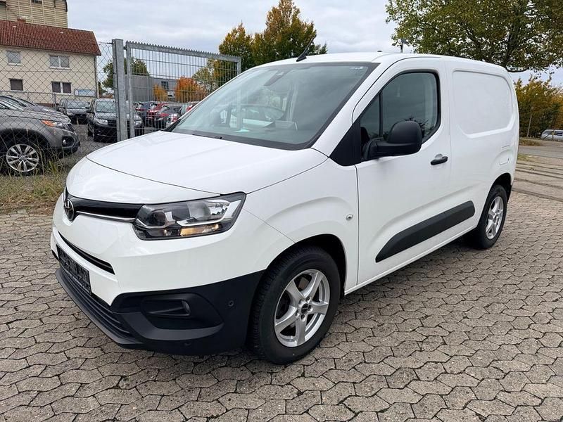 Weiß Gebraucht 2021 Toyota Proace City Van | 12.999 € (Fairer Preis) - Bild 1/4