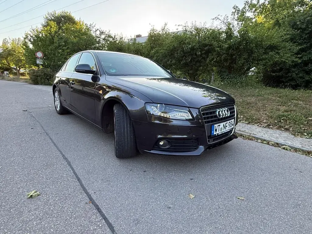 Gebraucht Audi A4 Ambition 143 PS (105 kW) 2009 Grau Limousine