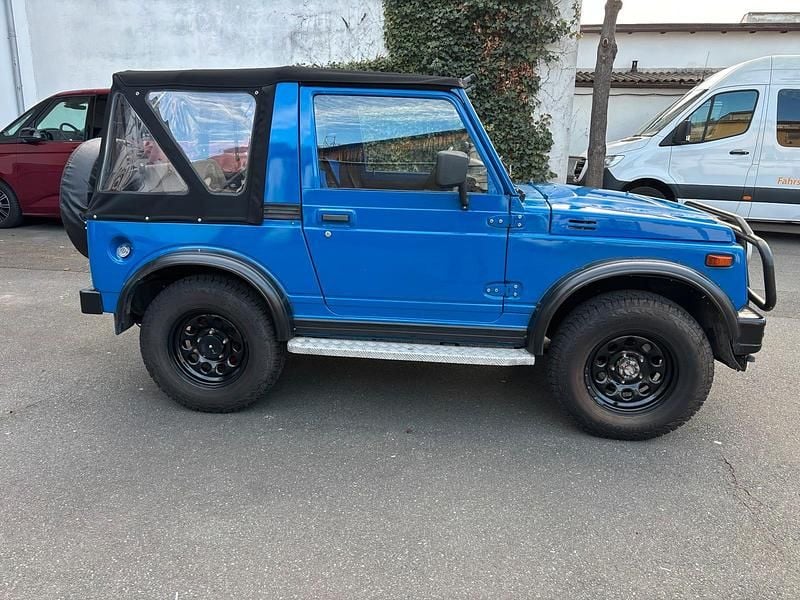 Second-hand Suzuki Samurai 60 CP (44 kW) 1986 Albastru SUV