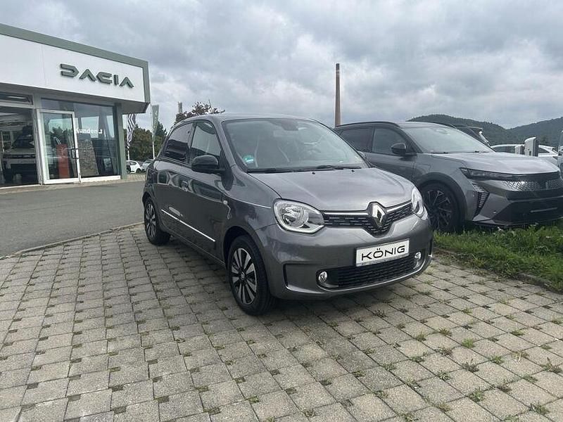 Gebraucht Renault Twingo Techno 60 kW (82 PS) 2023 Lunairegrau Kleinwagen