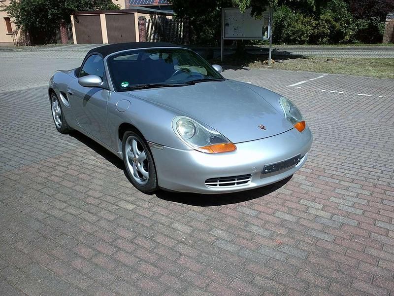 Silber Gebraucht 1999 Porsche Boxster Cabrio | 11.800 € (Superpreis) - Bild 1/4