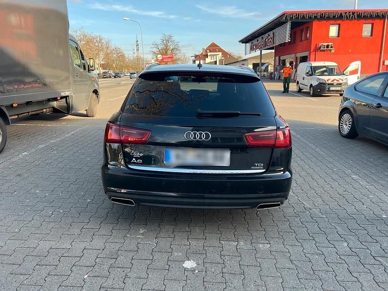 Gebraucht Audi A6 Comfort 218 PS (160 kW) 2016 Schwarz Kombi