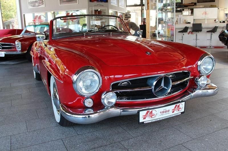 Gebraucht Mercedes 190 105 PS (77 kW) 1960 Rot Limousine