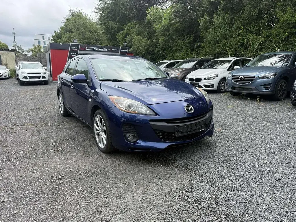 Gebraucht Mazda 3 Edition 105 PS (77 kW) 2012 Blau Limousine