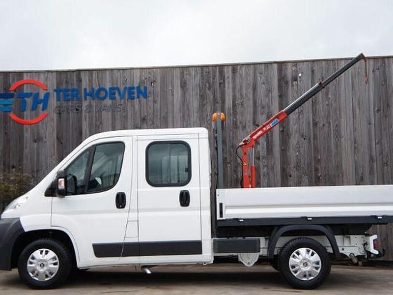 Weiss Gebraucht 2013 Peugeot Boxer Van | 12.300 € (Teuer) - Bild 1/4