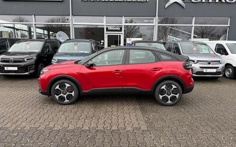 Neu Citroën C4 145 PS (106 kW) 2026 Rot SUV