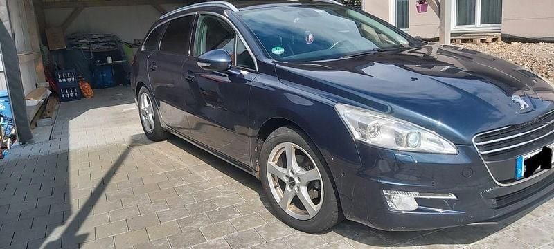 Blau Gebraucht 2012 Peugeot 508 Business-Line Kombi | 3.590 € (Fairer Preis) - Bild 1/4