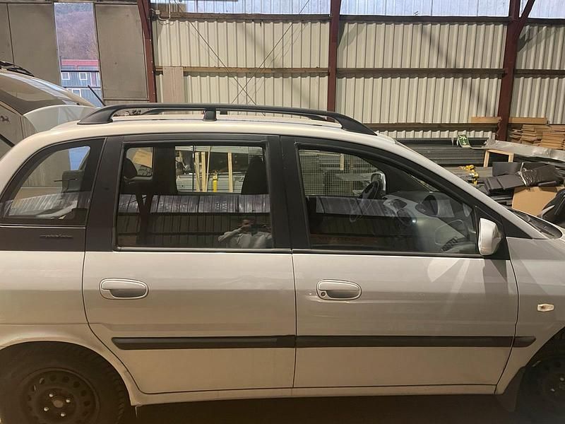 Gebraucht Hyundai Matrix 103 PS (75 kW) 2005 Grau Van / Kleinbus