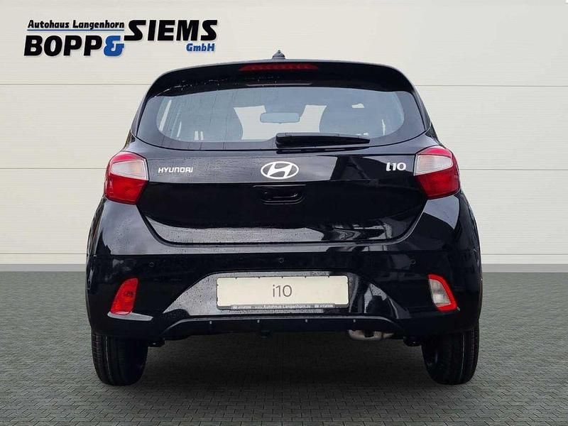 Neu Hyundai i10 Select 63 PS (46 kW) 2025 Phantom black Kleinwagen