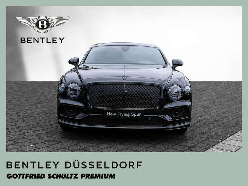 Gebraucht Bentley Flying Spur 549 PS (403 kW) 2024 Grün midnight emerald metallic Limousine