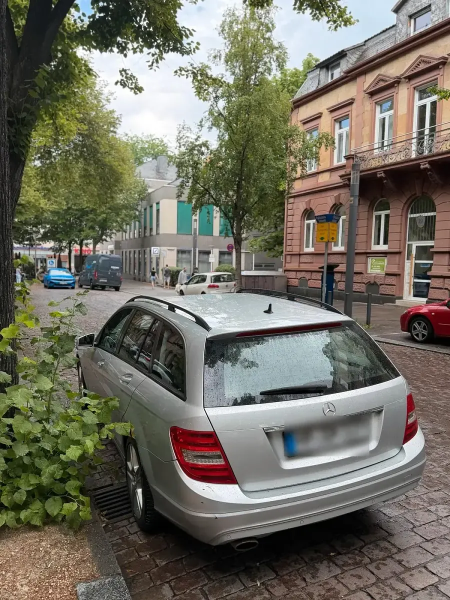 Gebraucht Mercedes C200 136 PS (100 kW) 2011 Silber Kombi
