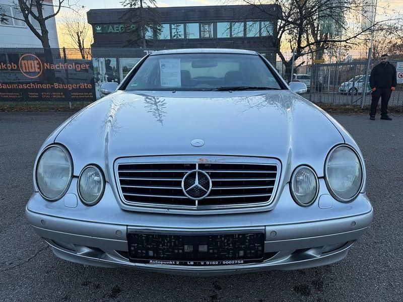 Gebraucht Mercedes CLK320 218 PS (160 kW) 2001 Silber Coupé