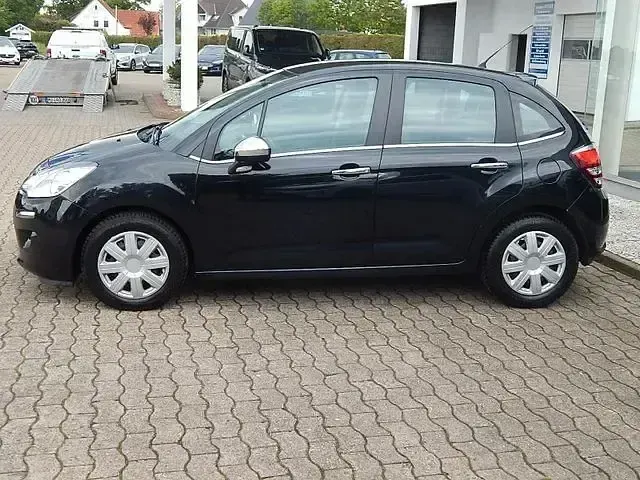 Gebraucht Citroën C3 SELECTION 82 PS (60 kW) 2014 Schwarz Limousine