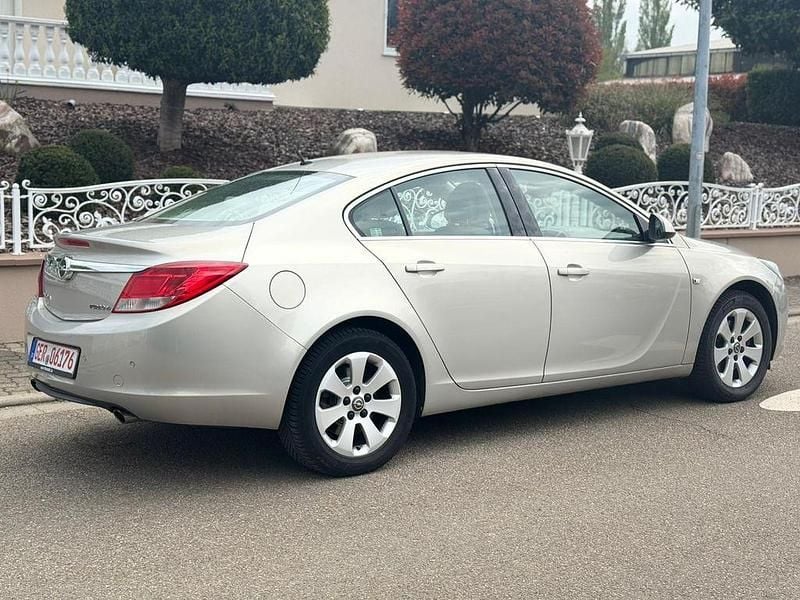 Gebraucht Opel Insignia Edition 220 PS (161 kW) 2009 Grau Limousine