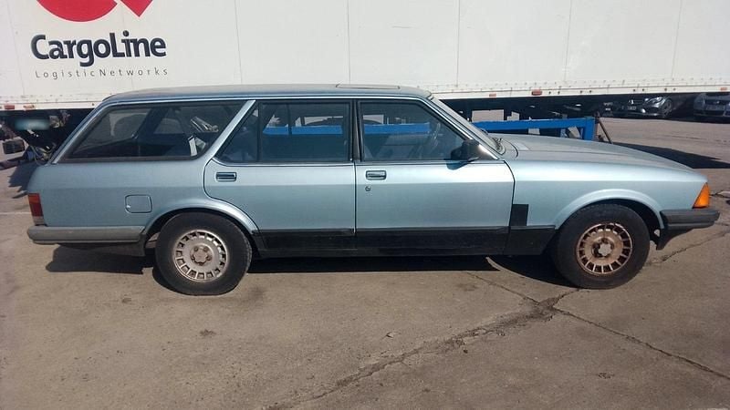 Second-hand Ford Granada 114 CP (83 kW) 1984 Albastru Break