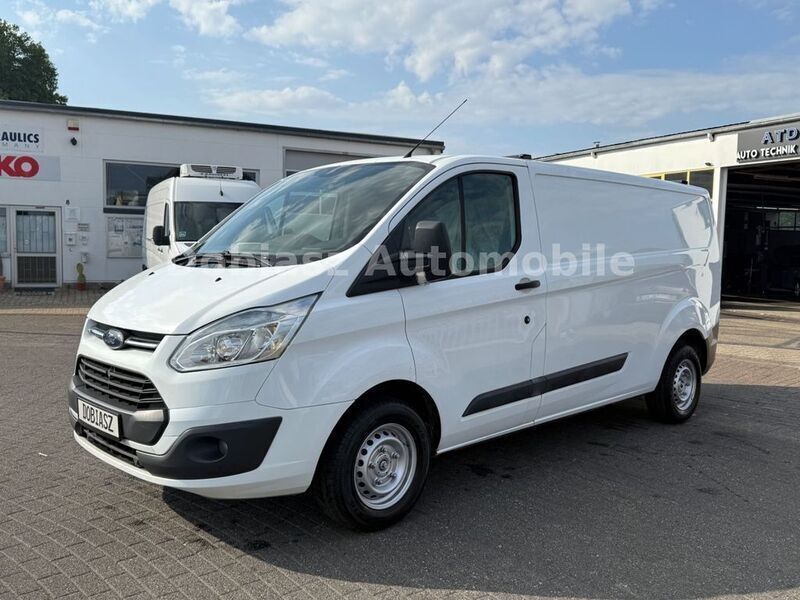 Weiß Gebraucht 2012 Ford Transit Custom Limousine | 7.300 € - Bild 1/4