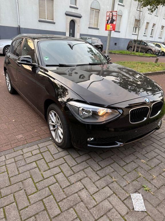 Gebraucht BMW 116 Efficient Dynamics 116 PS (85 kW) 2012 Schwarz Kleinwagen
