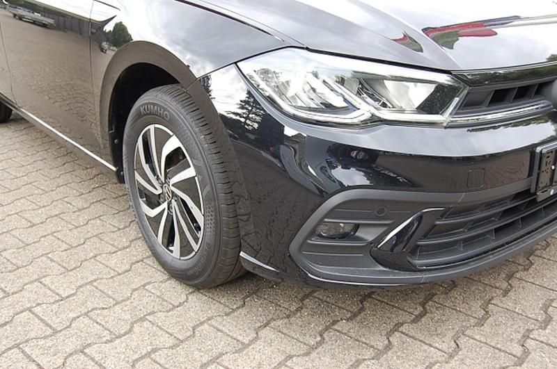 Gebraucht VW Polo Life 95 PS (69 kW) 2024 Deep black Limousine