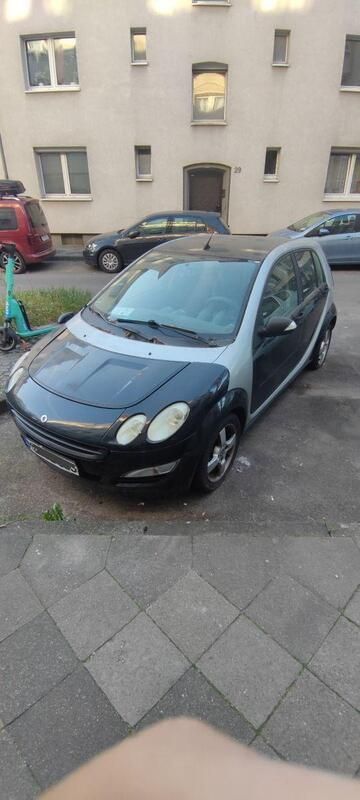 Schwarz Gebraucht 2005 Smart ForFour Limousine | 800 € - Bild 1/1