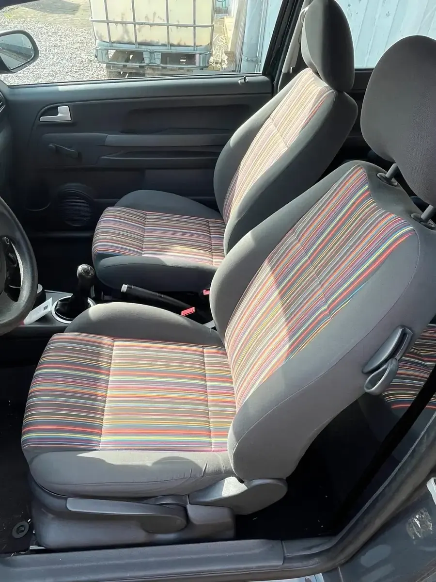 Usata VW Fox 54 CV (39 kW) 2007 Grigio Utilitaria