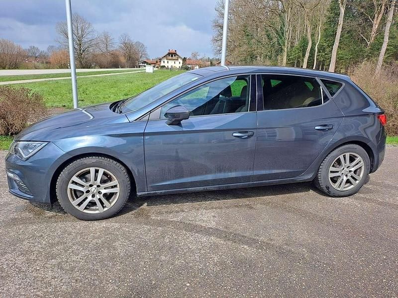 Gebraucht Seat Leon FR-Line 150 PS (110 kW) 2019 "magnetic tech" Kleinwagen