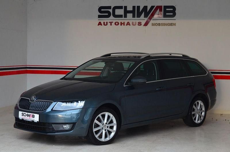 Grau Gebraucht 2015 Skoda Octavia Style Kombi | 12.500 € (Fairer Preis) - Bild 1/4