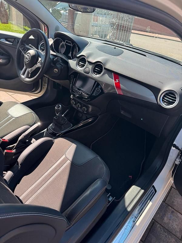 Gebraucht Opel Adam S 150 PS (110 kW) 2018 Andere farben Kleinwagen