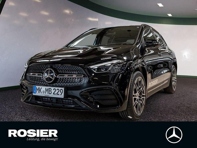 Schwarz Gebraucht 2025 Mercedes GLA180 AMG SUV | 38.490 € (Fairer Preis) - Bild 1/4