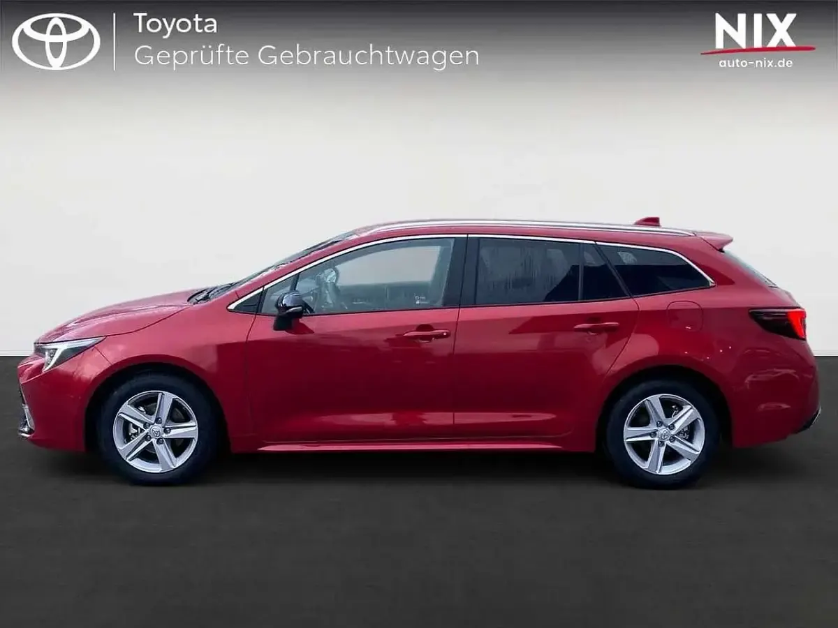 Gebraucht Toyota Corolla 122 PS (89 kW) 2026 Rot Kombi