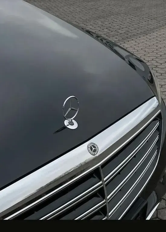 Second-hand Mercedes E220 194 CP (142 kW) 2016 Negru Berlinǎ