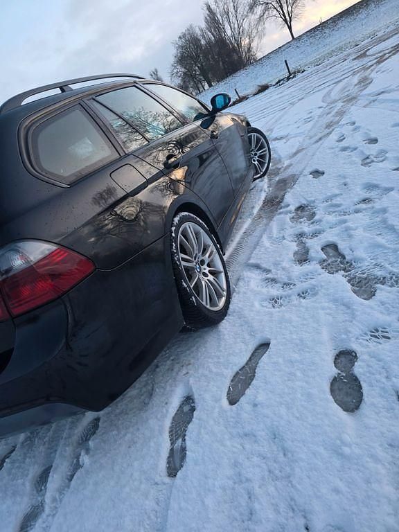 Gebraucht BMW 320 M Sport 177 PS (130 kW) 2007 Schwarz Limousine
