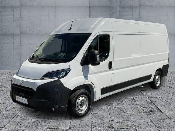 Gebraucht Toyota Proace 140 PS (102 kW) 2024 Icy white Van / Kleinbus