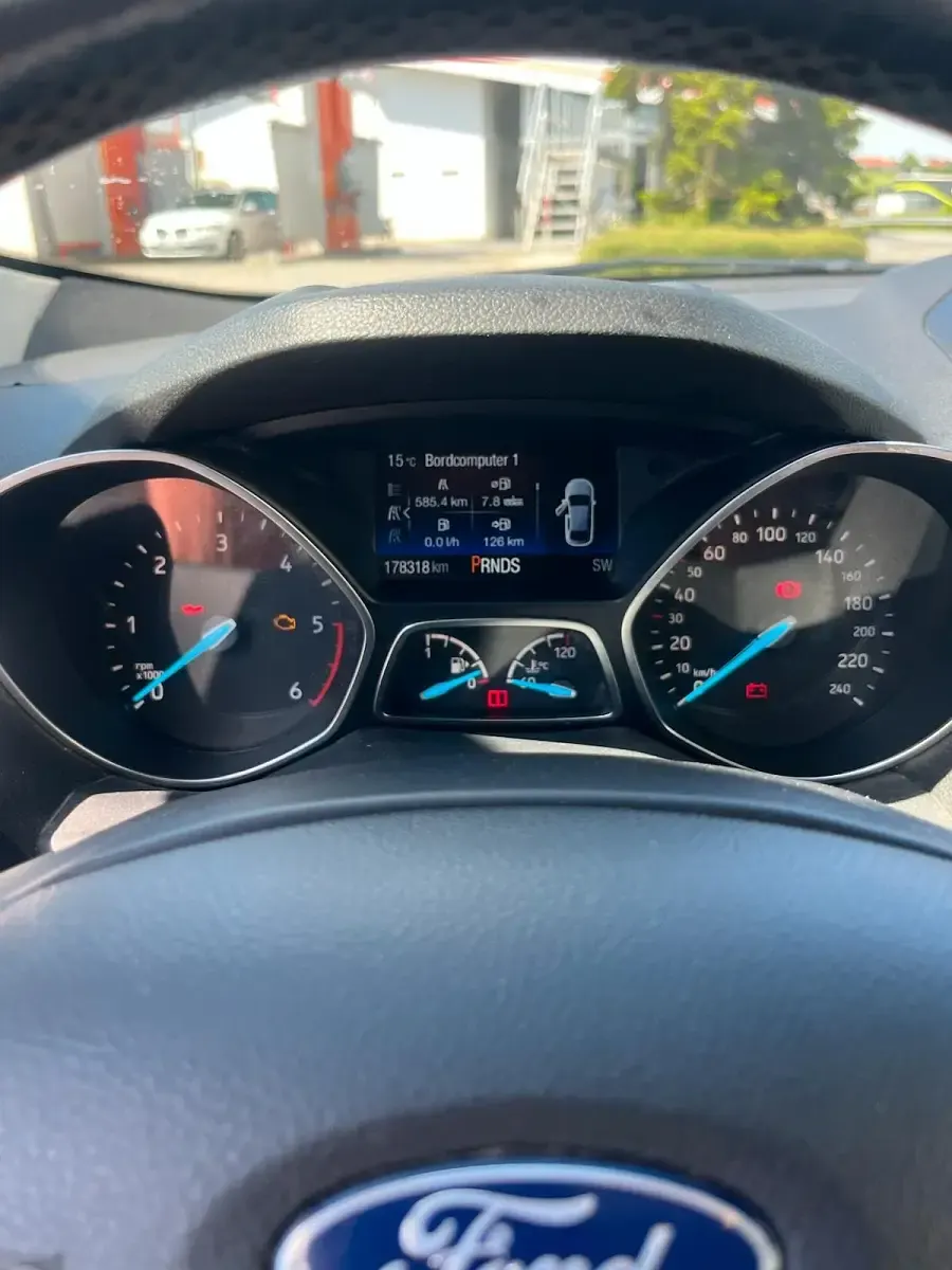 Gebraucht Ford Kuga 180 PS (132 kW) 2018 Schwarz SUV