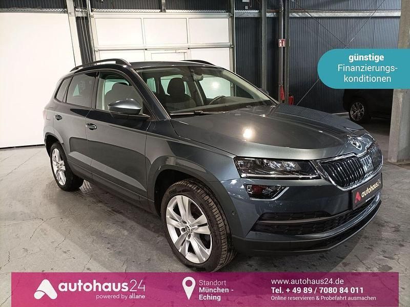 Grau Gebraucht 2021 Skoda Karoq Style SUV | 22.970 € (Guter Preis) - Bild 1/4