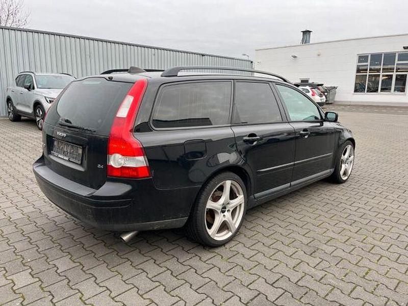 Gebraucht Volvo V50 Kinetic 140 PS (102 kW) 2005 Schwarz Kombi