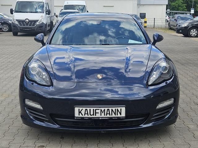 Gebraucht Porsche Panamera Diesel 250 PS (183 kW) 2012 Blau Kleinwagen