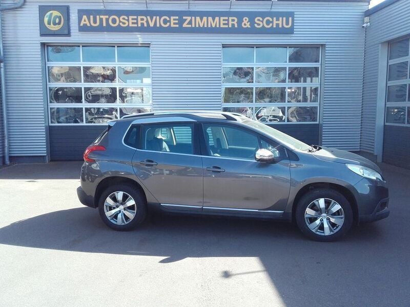 Grau Gebraucht 2015 Peugeot 2008 Allure SUV | 9.900 € (Fairer Preis) - Bild 1/4